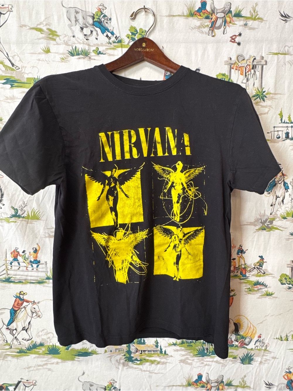 Nirvana Black T-Shirt with Yellow Graphic size medium